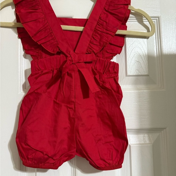New Sweetheart Ruffle Bubble Romper - Picture 6 of 7